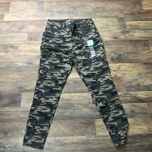 NEW WITH TAGS camo jeans